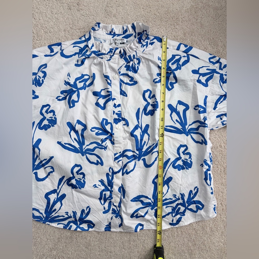 Crosby by Mollie Burch Britt Top Women's Blue White Size M EUC - Picture 9 of 10